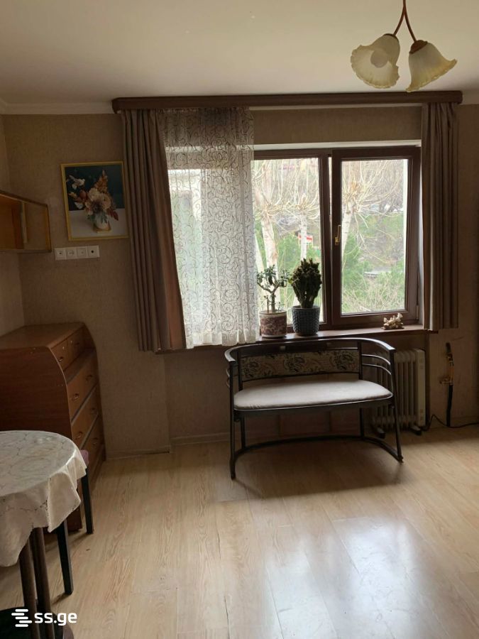 nucubidze st. 161 - 1 rooms
