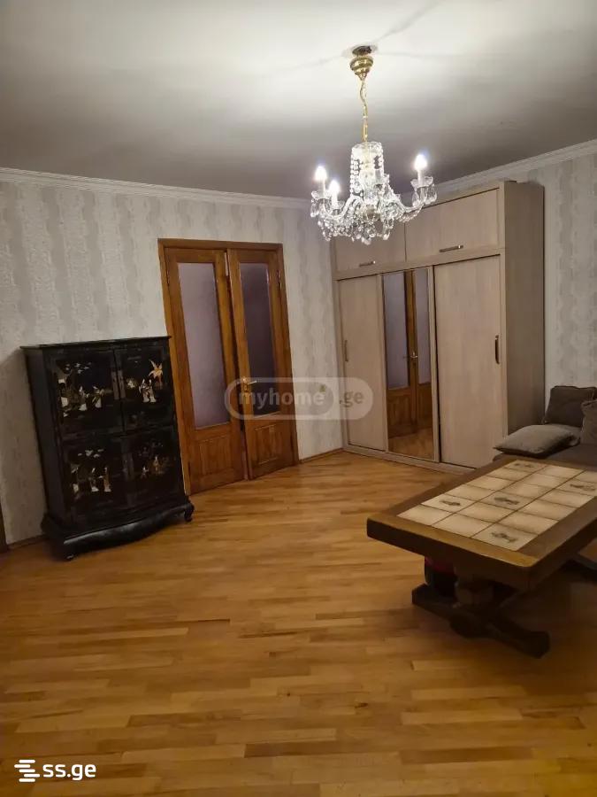 nasidze st. 11 - 3 rooms
