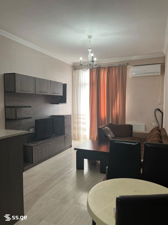 shandor petef st. 7 - 2 rooms