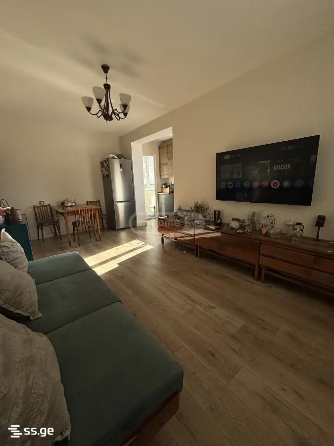 Avto Varazi st. 6 - 3 rooms