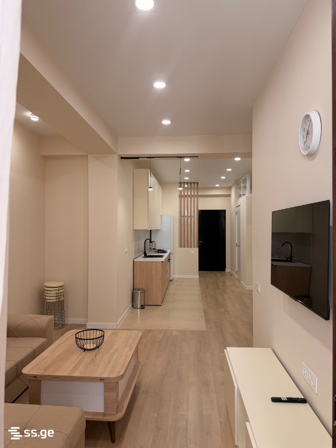 parnavaz mepe avenue 35 - 3 rooms