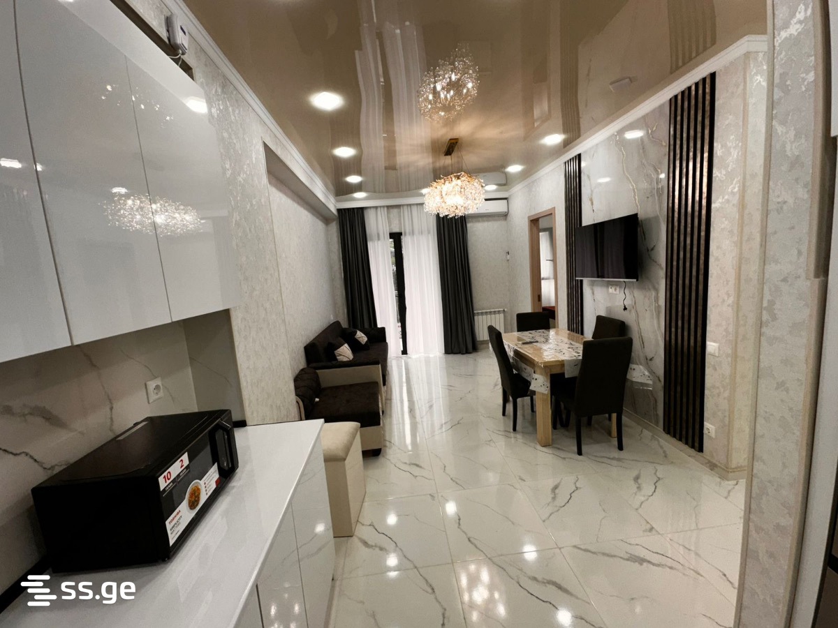 Marshal Archil Gelovani Ave. 1 - 3 rooms