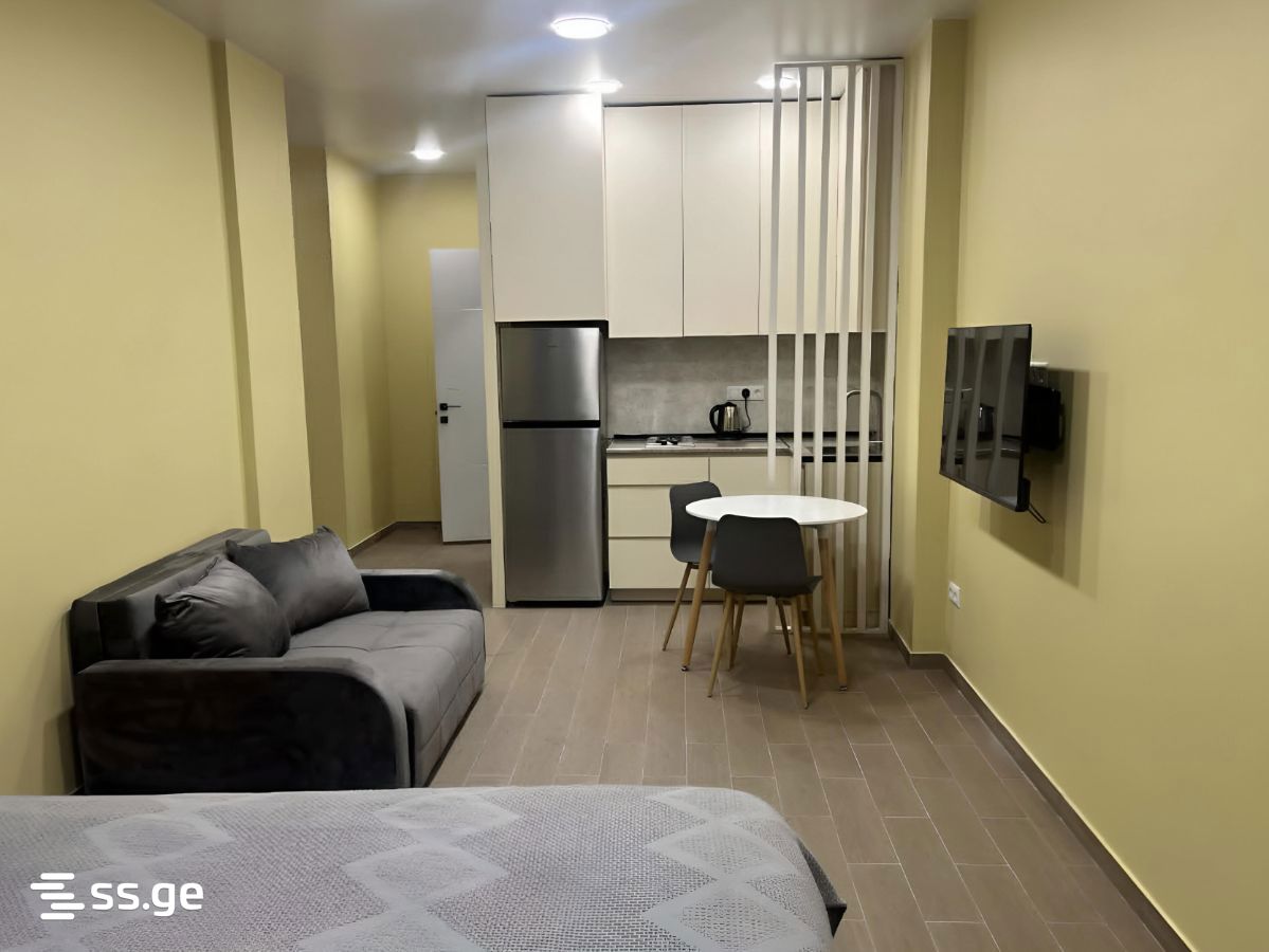 11 - 1 rooms