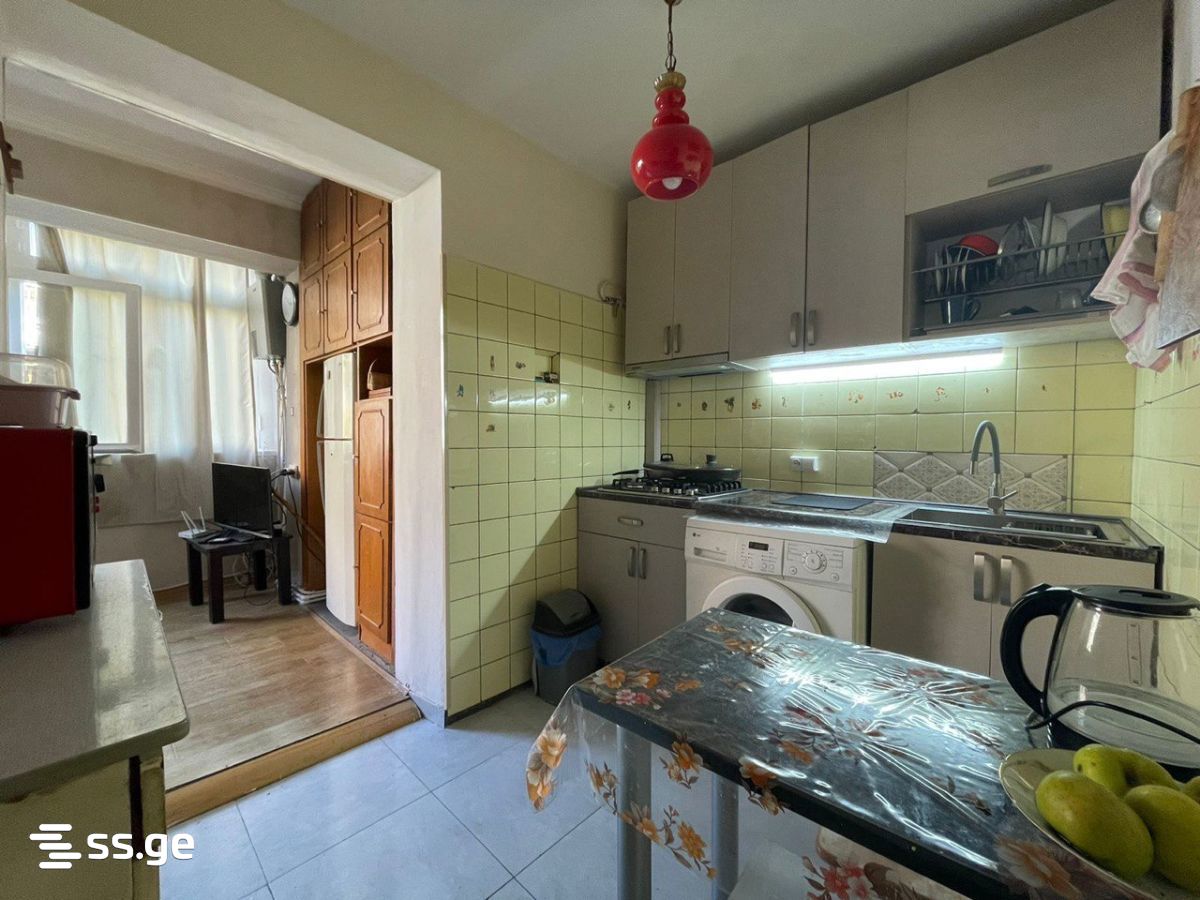 Tamarashvili st. (Saburtalo) - 3 rooms