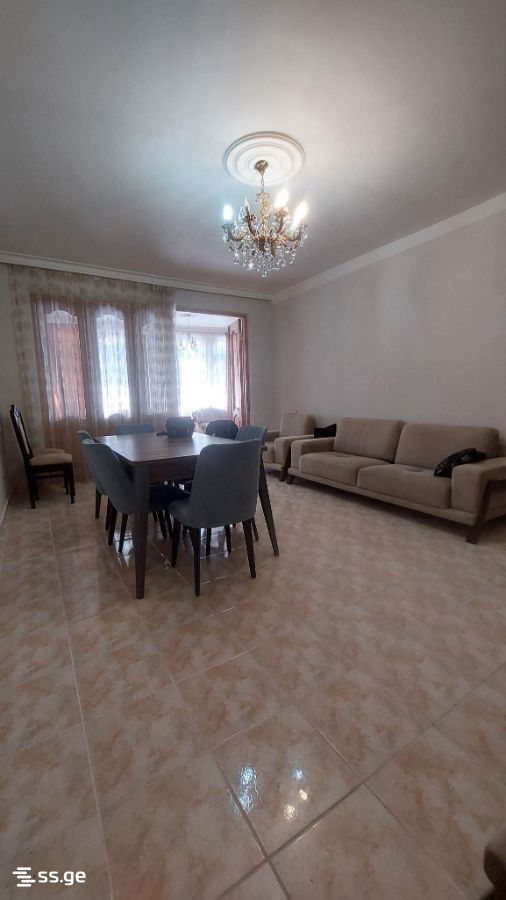 27 - 3 rooms
