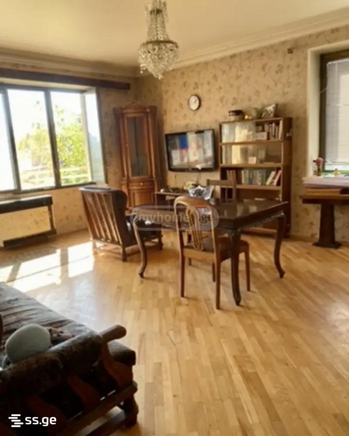 d. bakradze st. - 3 rooms