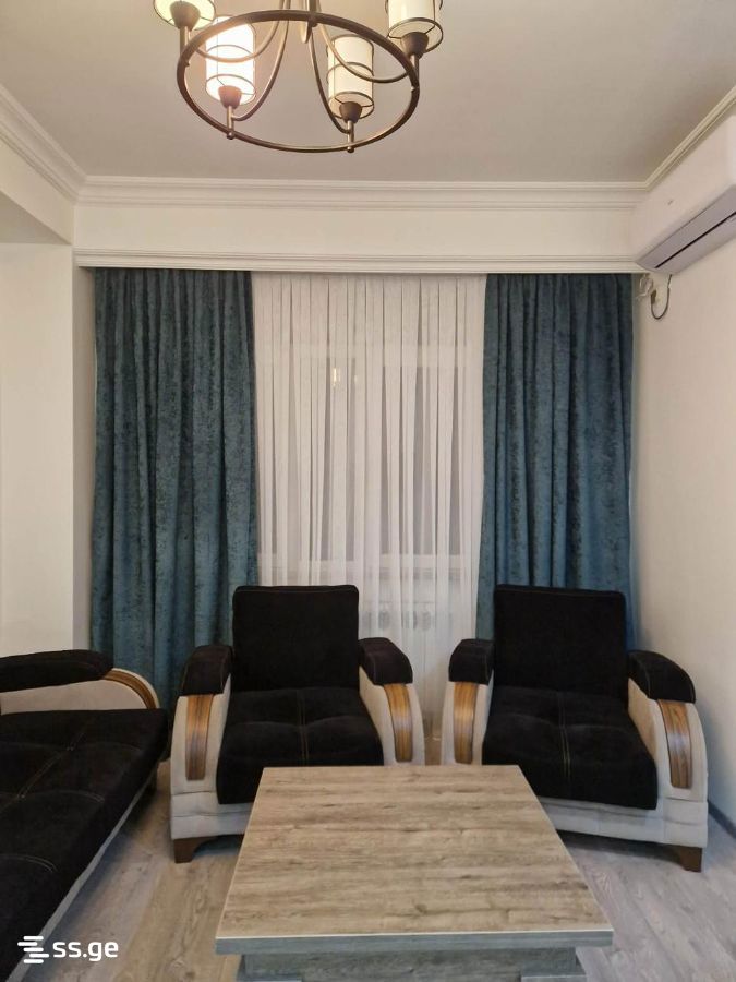 Sh. Inasaridze St. 19 - 3 rooms