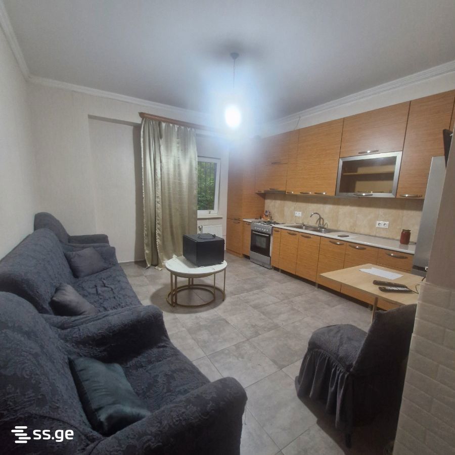 s. cincadze st 49 - 3 rooms