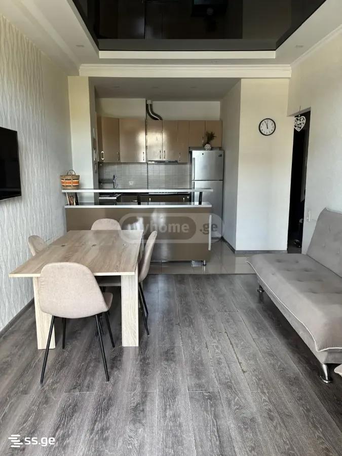 a.wereTlis avenue - 2 rooms