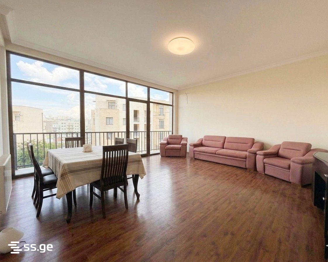 Zura Sakandelidze st. 15 - 4 rooms