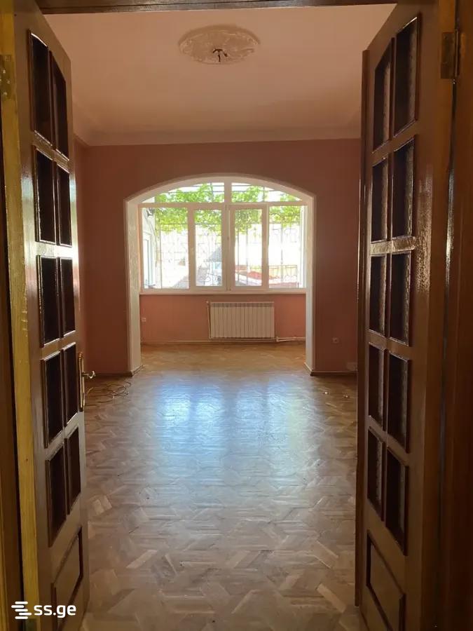 cabadze st. 5 - 3 rooms