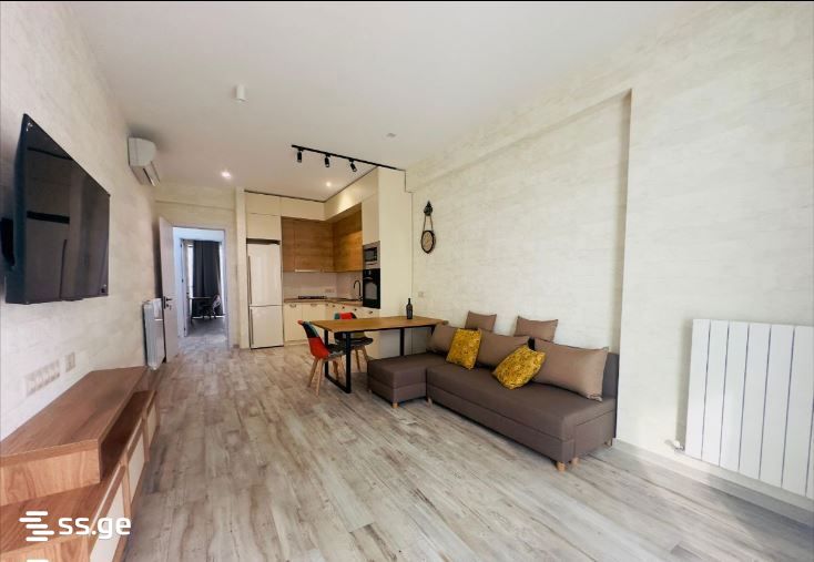 Tamarashvili st. (Saburtalo) - 3 rooms