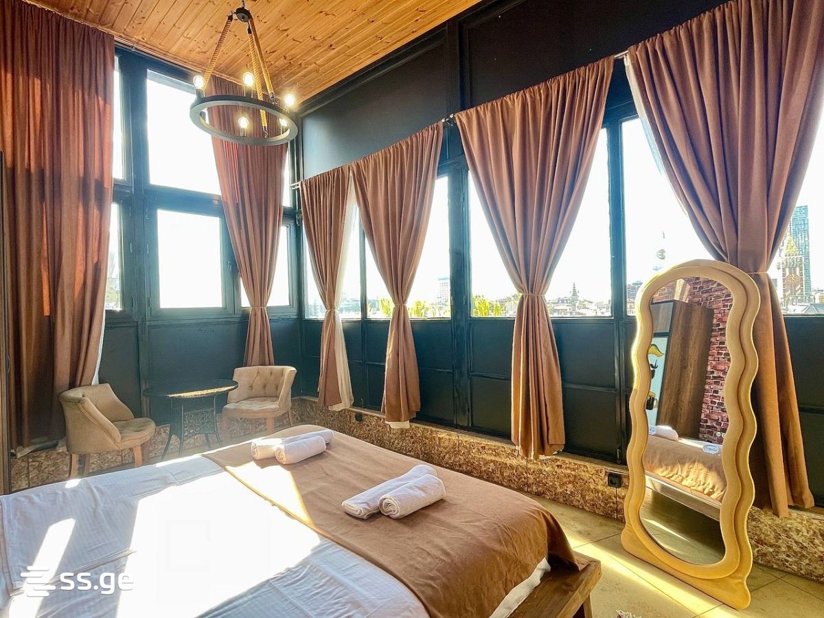 Sh. Rustaveli Ave. 7 - 3 rooms