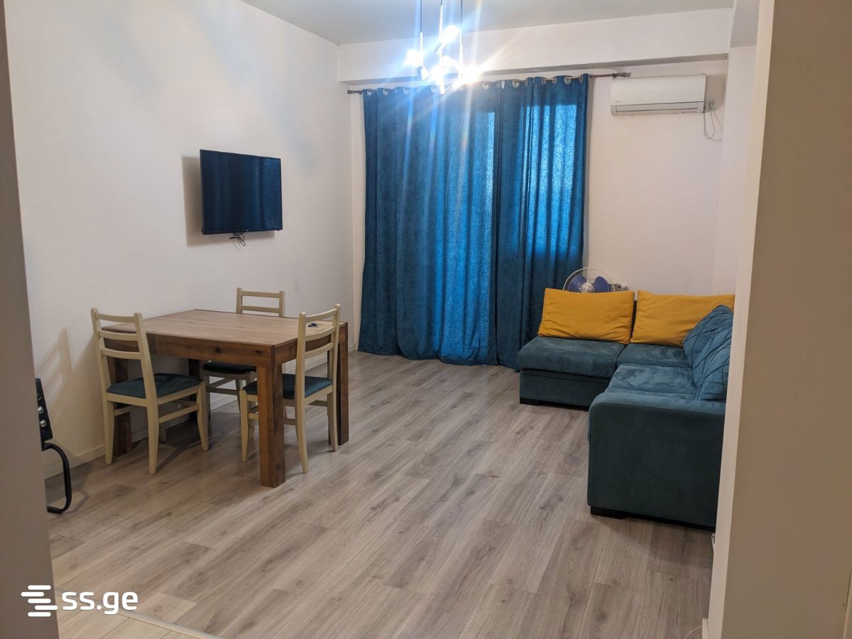 navtlugi st. 10 - 2 rooms