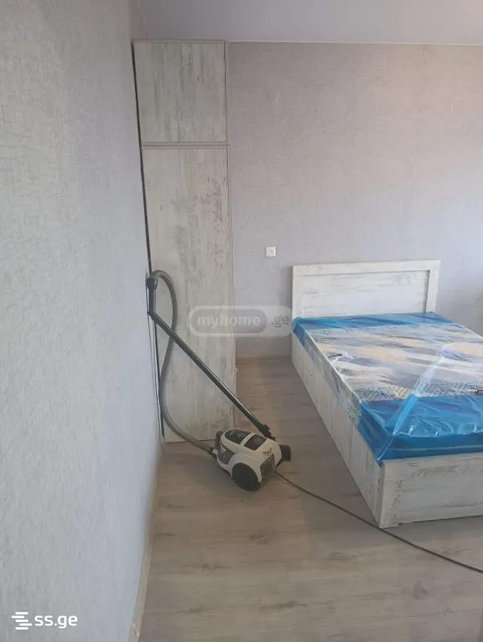 32 - 1 rooms