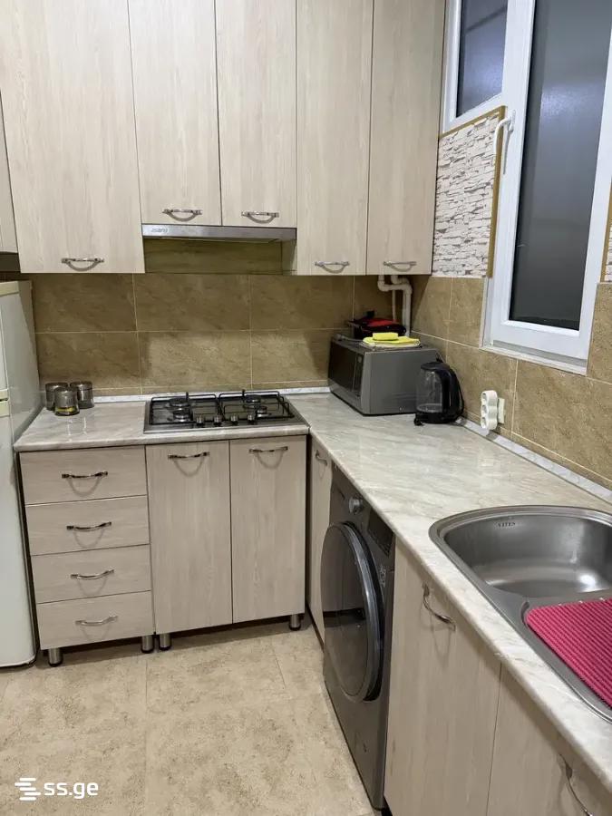 Gogoli st. 20 - 3 rooms