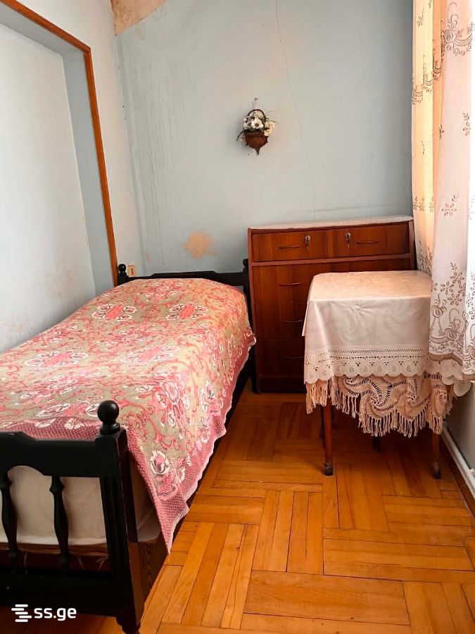 III Microdistrict - Varketili  332 - 4 rooms