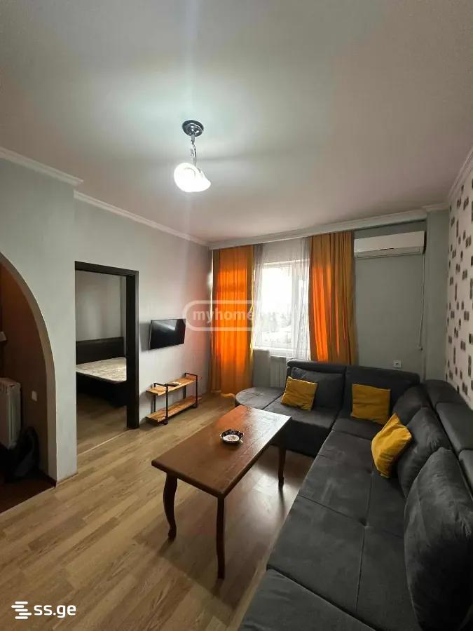 Mzia eristavi st 3 - 2 rooms