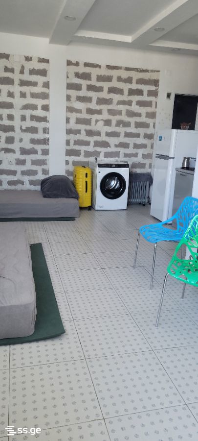 Bagrationi str. 130 - 1 rooms