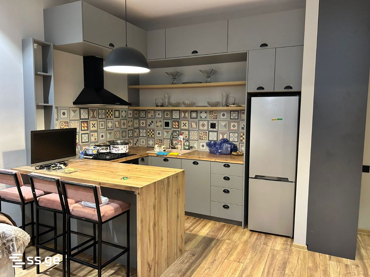godziashvili st. 38 - 3 rooms