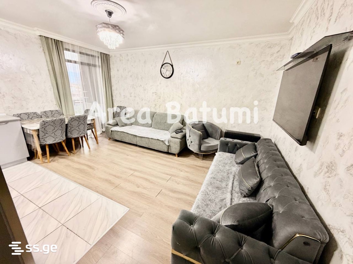 82 - 3 rooms