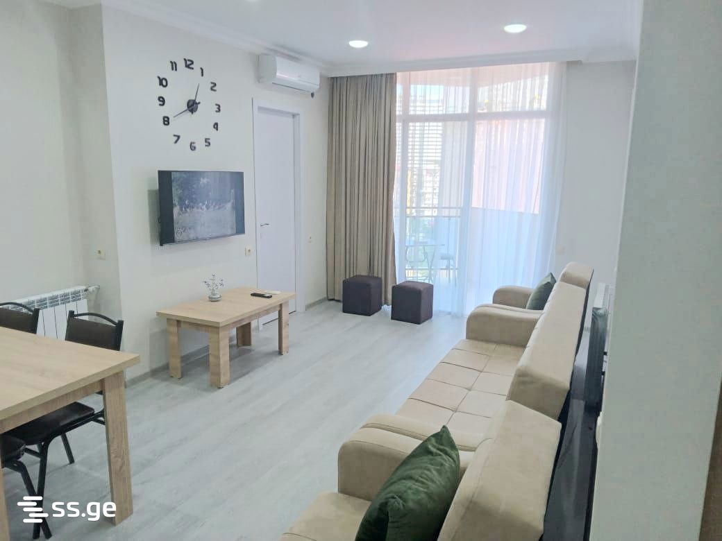 Khimshiashvili st. 47 - 3 rooms