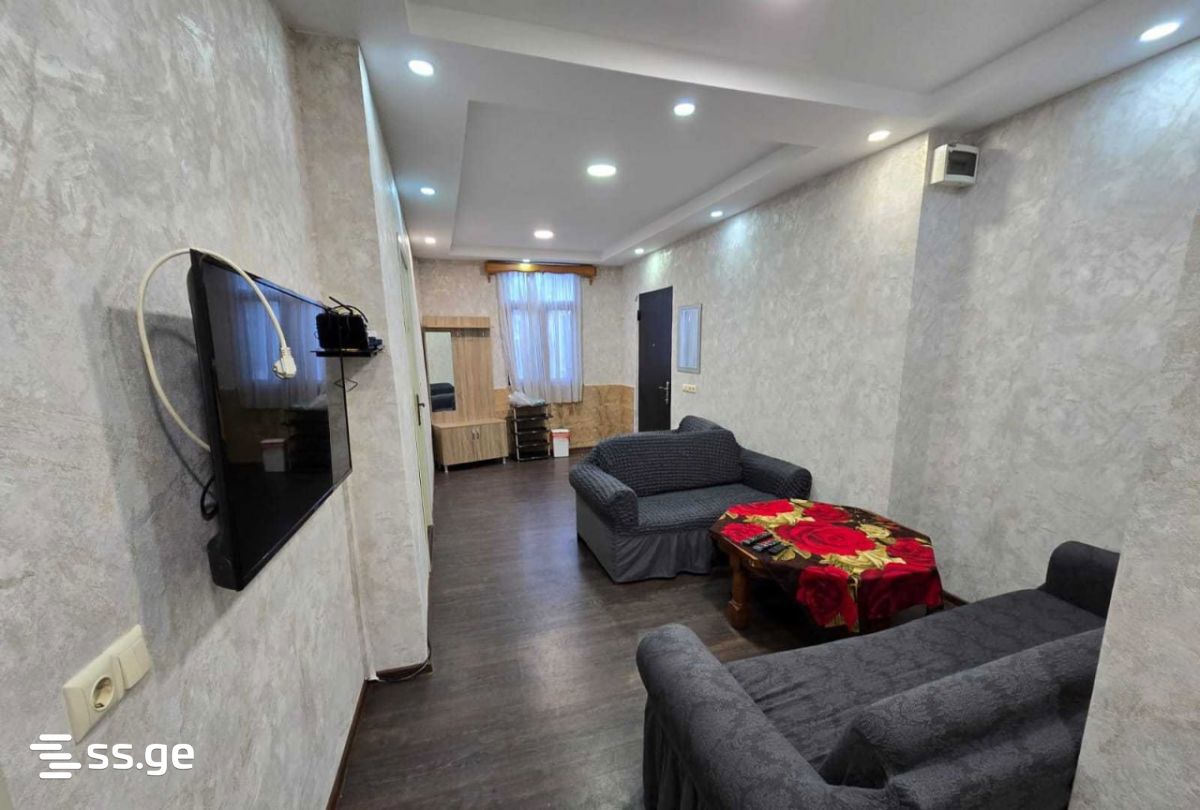 R. Nizharadze st. 2 - 4 rooms
