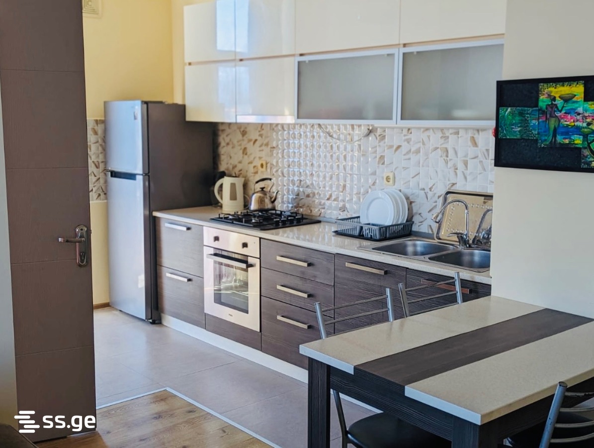 Khimshiashvili st. 1 - 3 rooms