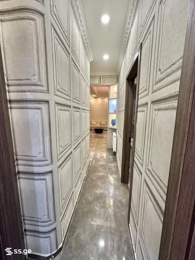 B.Kvernadze st. 35 - 5 rooms