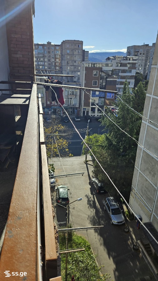 IV Microdistrict - Vazisubani 4მკ/1კვტ - 1 rooms