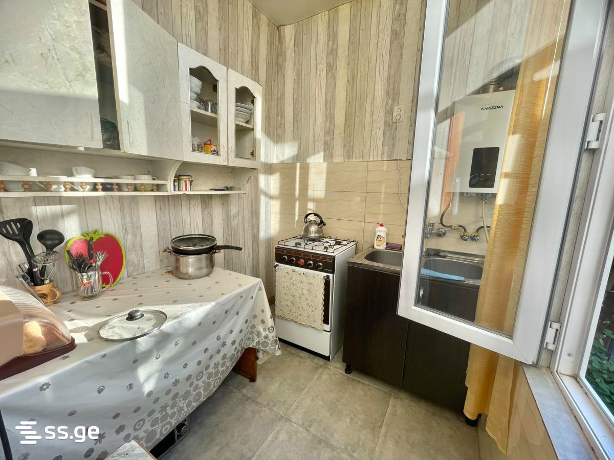 chubinashvili st. 33ა - 4 rooms