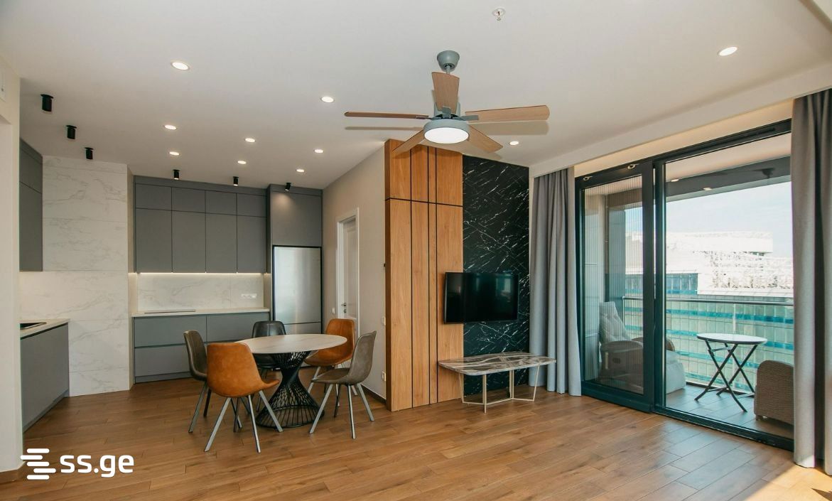 R. Nizharadze st. 4 - 3 rooms