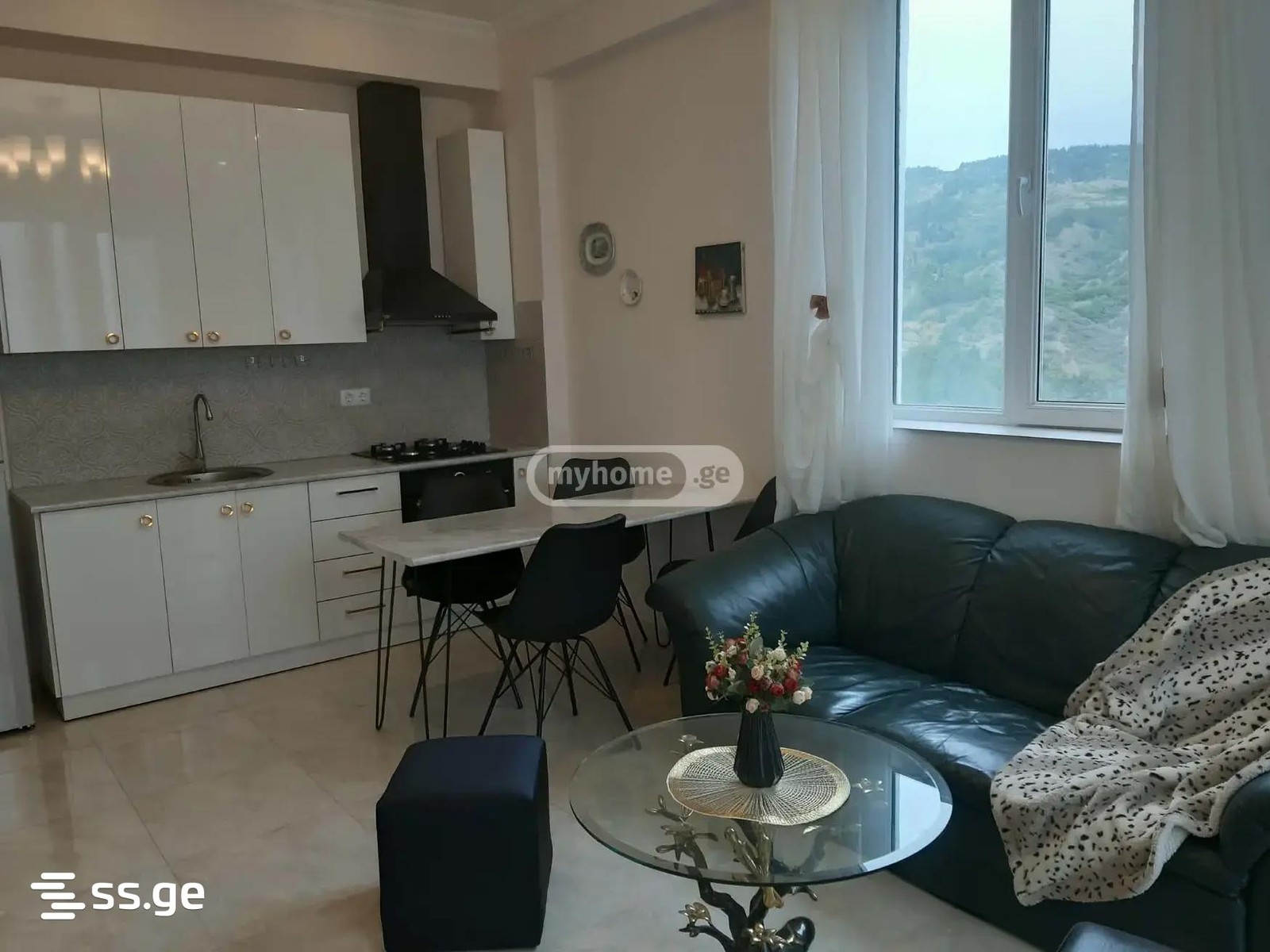 mindeli st. 0 - 3 rooms