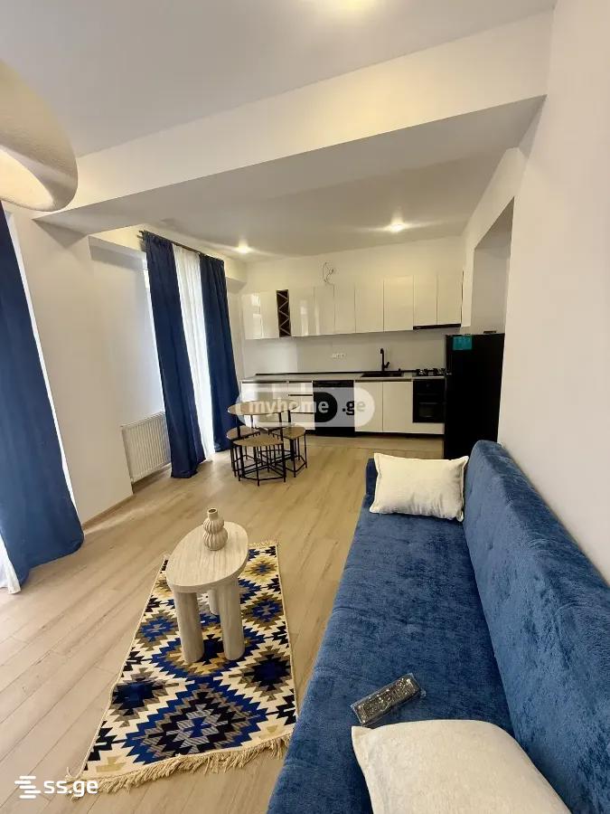 gmiri kursantebi st. 5 - 2 rooms