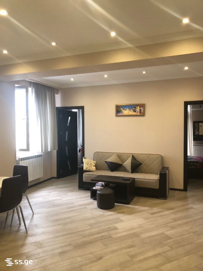 navtlugi st. 9 - 3 rooms