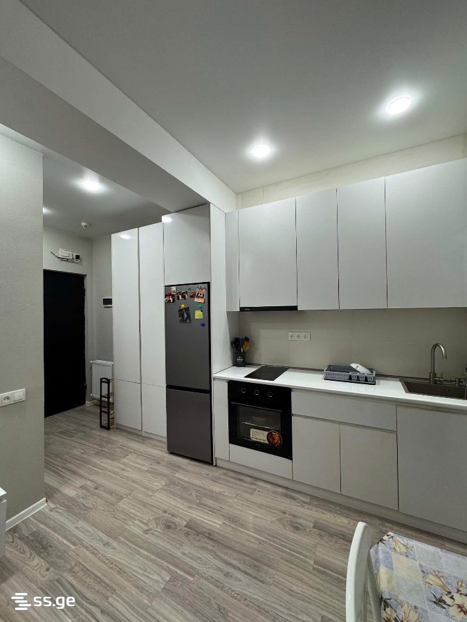 Fatmani st. შენ.098,ბ.058 - 3 rooms