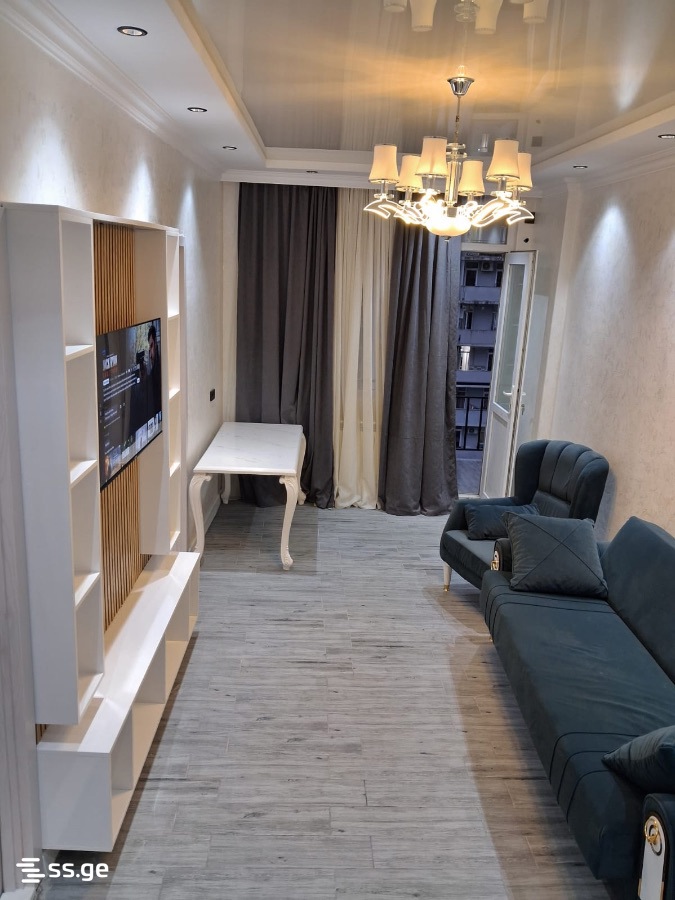 D. Mamuladze st. 8ა - 4 rooms