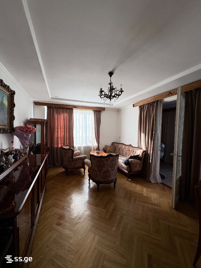 pekini st. 25 - 3 rooms