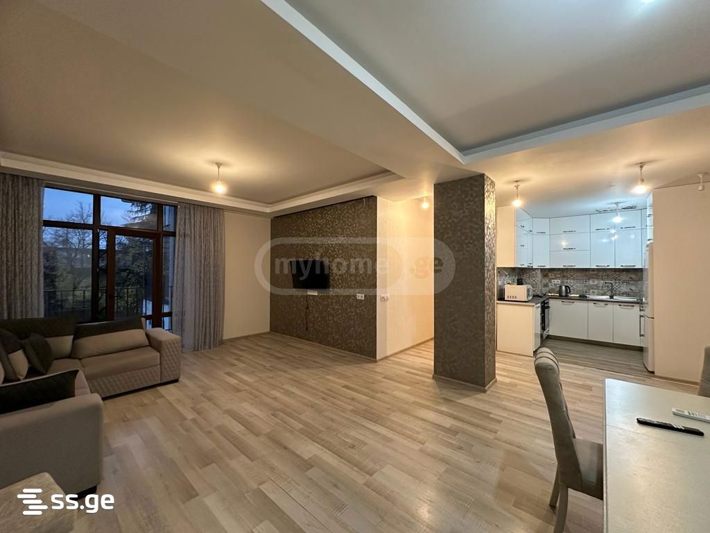 nucubidze st. 122 - 4 rooms