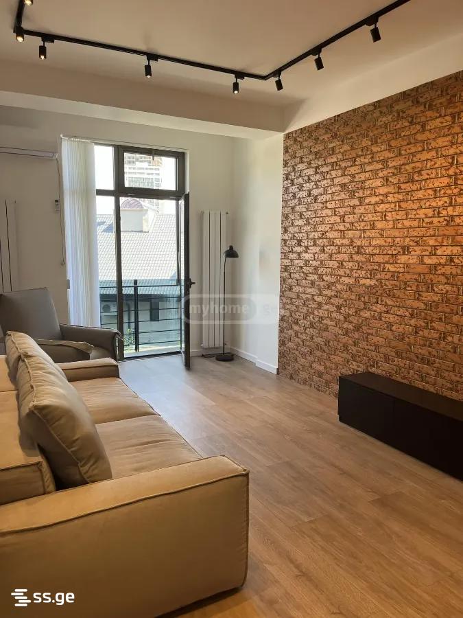 sairme st. 1 - 2 rooms