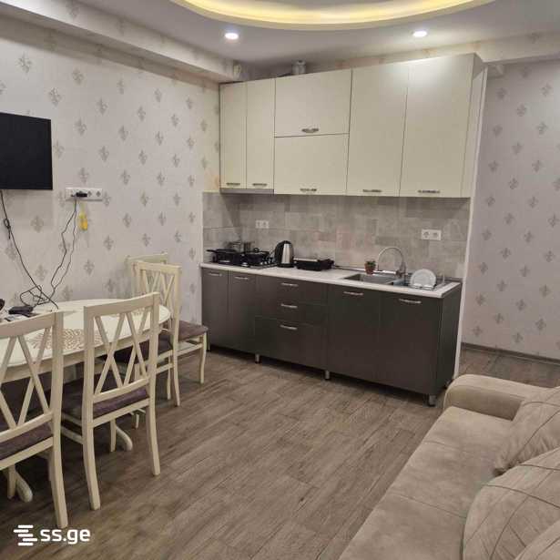 chkondideli st. - 3 rooms