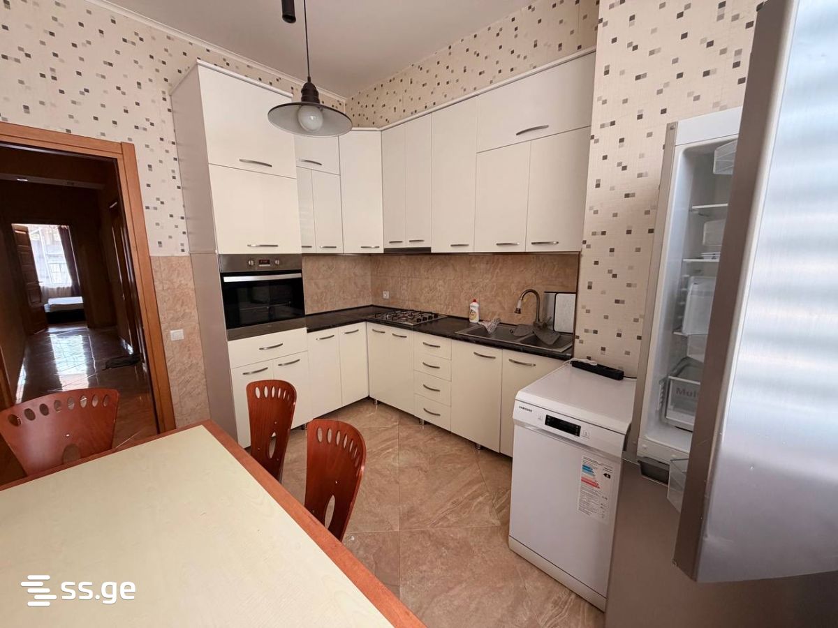 pekini st. - 4 rooms