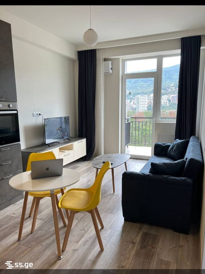 j. nadiradze 1 - 2 rooms