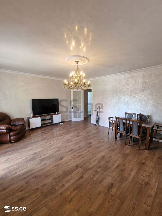 35 - 3 rooms