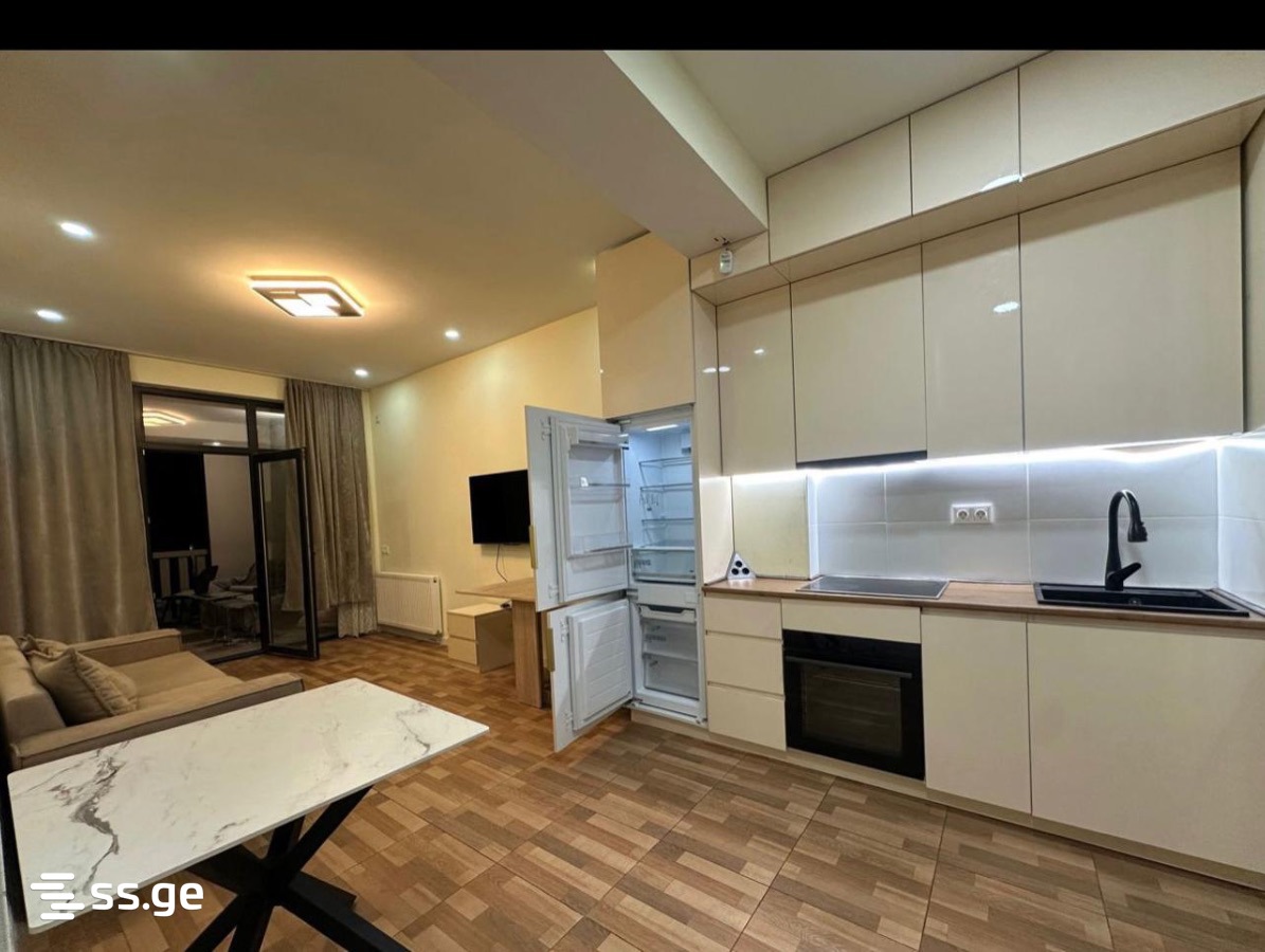 akhmeti st. 1 - 3 rooms