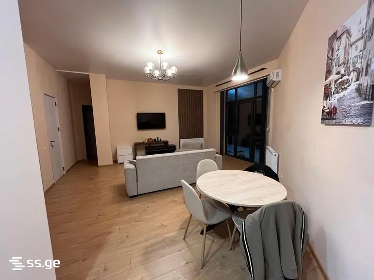 Bob walsh st. - 2 rooms