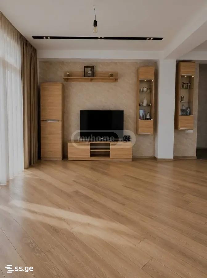 petre imeri st. 12 - 6 rooms