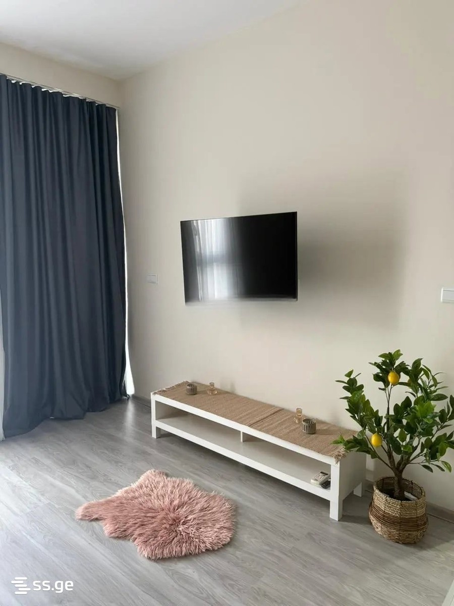universiteti st. 24 - 2 rooms
