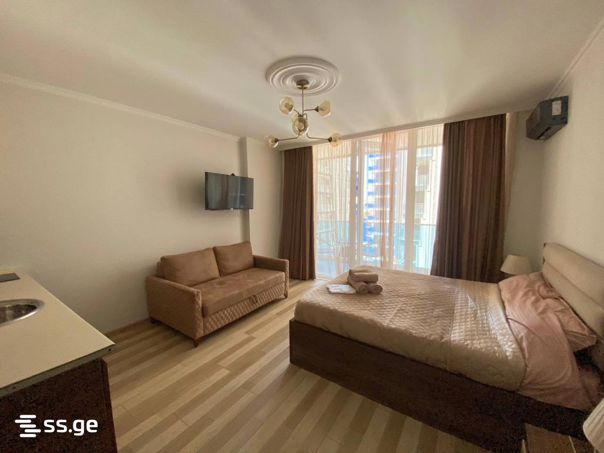 R. Nizharadze st. 18 - 1 rooms