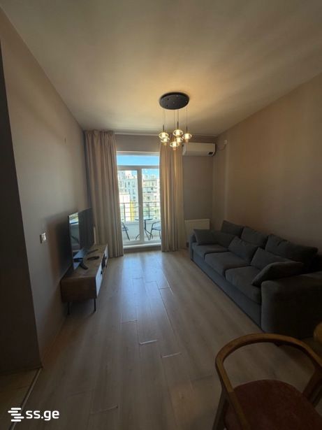 Bob walsh st. - 3 rooms